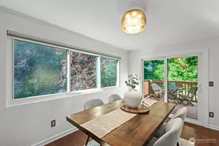 21806 NE 17th Ct, Sammamish, WA 98074 - Photo 8