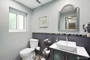 21806 NE 17th Ct, Sammamish, WA 98074 - Photo 24