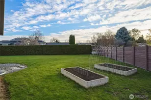 1266 SE Independence Dr, College Place, WA 99324 - Photo 24