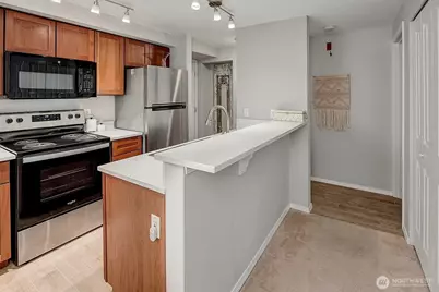 300 10th Avenue #B205, Seattle, WA 98122 - Photo 8