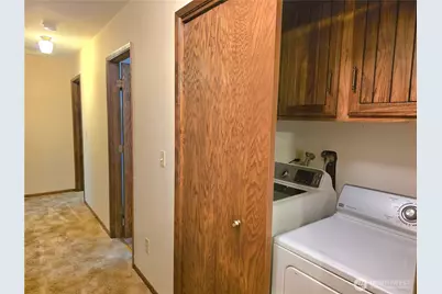 180 Scenic View Dr, Longview, WA 98632 - Photo 18