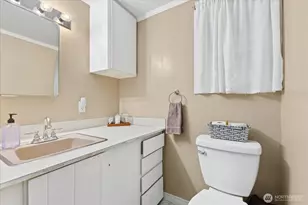 3610 Bennett Dr, Bellingham, WA 98225 - Photo 16