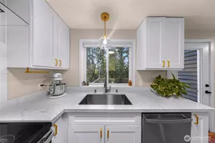 997 Goat Trail Loop Rd, Mukilteo, WA 98275 - Photo 12