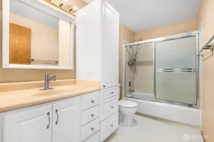 17425 119th Ln SE, Renton, WA 98058 - Photo 14