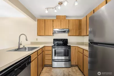 17425 119th Lane SE #D30, Renton, WA 98058 - Photo 6