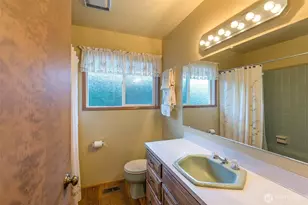 141 Bay View St, Sequim, WA 98382 - Photo 24