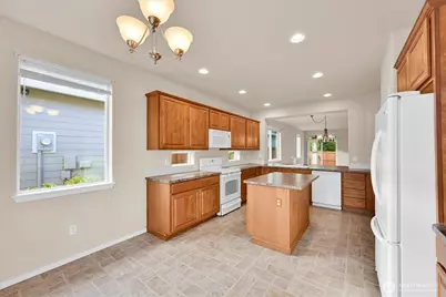 4717 Bend Court NE, Lacey, WA 98516 - Photo 8