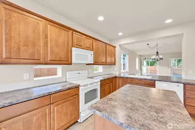 4717 Bend Court NE, Lacey, WA 98516 - Photo 6