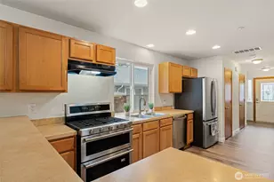 1620 S 124th St, Seattle, WA 98168 - Photo 10