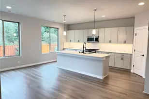 13228 SE 238th Pl, Kent, WA 98042 - Photo 10