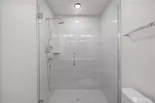 7009 9th Ave NE, Seattle, WA 98115 - Photo 16