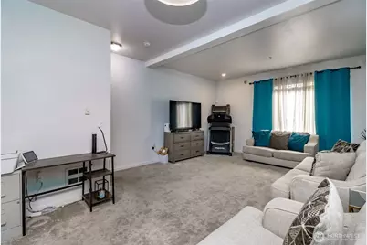 5305 Military Rd E #A, Tacoma, WA 98446 - Photo 14