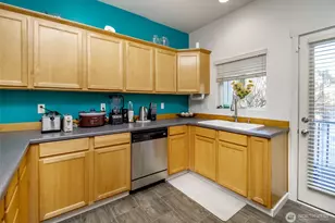 5305 Military Rd E, Tacoma, WA 98446 - Photo 8