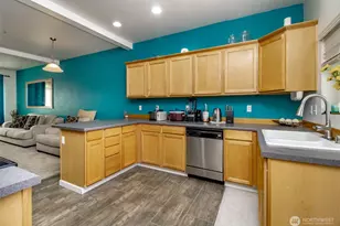 5305 Military Rd E, Tacoma, WA 98446 - Photo 6