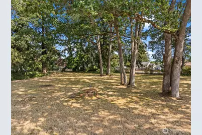 15202 Washington Avenue SW, Lakewood, WA 98498 - Photo 2