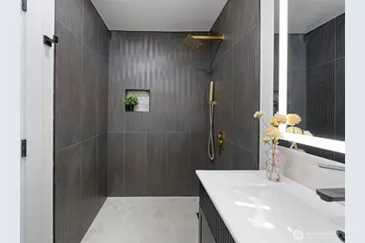 8821 S D Street, Tacoma, WA 98444 - Photo 12