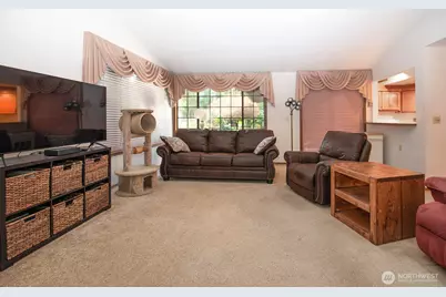 1805 Village Green Drive #20, Mill Creek, WA 98012 - Photo 18
