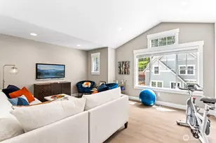 19507 81st Pl NE, Kenmore, WA 98028 - Photo 30