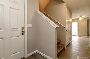 3939 10th Street SE, Puyallup, WA 98374 - Photo 2