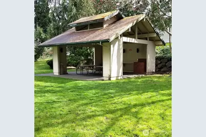 13717 Linden Avenue N #215, Seattle, WA 98133 - Photo 20