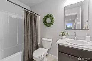 7025 Rainier Dr, Everett, WA 98203 - Photo 32