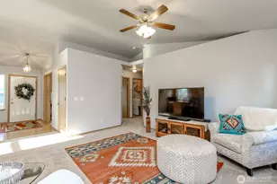 20119 86th Ave Ct E, Spanaway, WA 98387 - Photo 12