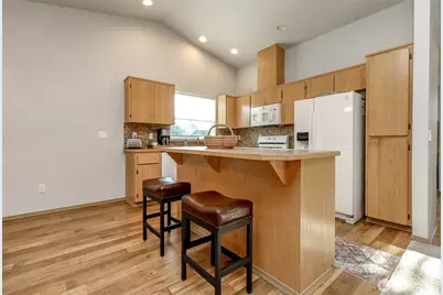 20119 86th Avenue Ct E, Spanaway, WA 98387 - Photo 10