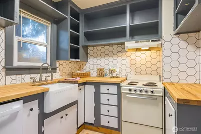 1110 S Chase Street, Port Angeles, WA 98362 - Photo 10