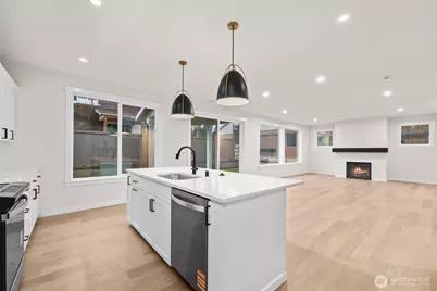 14306 14th Avenue Ct E, Tacoma, WA 98445 - Photo 4