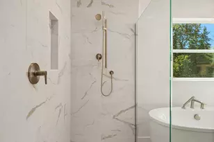 14889 Site 8 NE 2nd Ct, Bellevue, WA 98007 - Photo 24