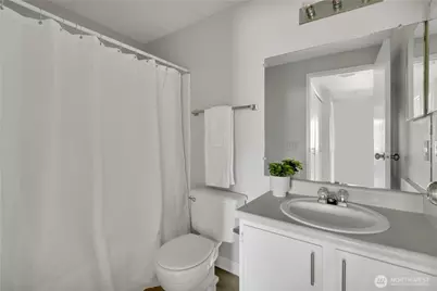 28610 16th Avenue S #303, Federal Way, WA 98003 - Photo 18