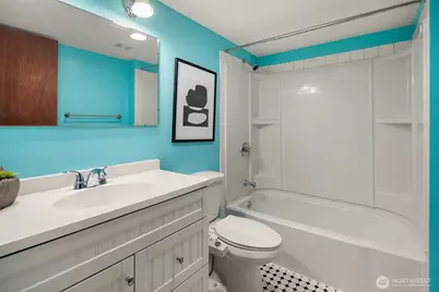 921 N 85th Street, Seattle, WA 98103 - Photo 8