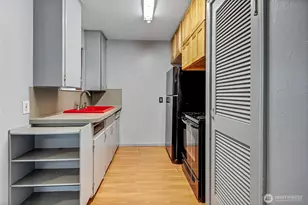 1427 S 54th St, Tacoma, WA 98408 - Photo 6