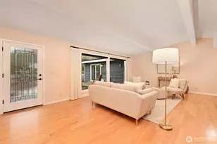 22432 98th Ave W, Edmonds, WA 98020 - Photo 4