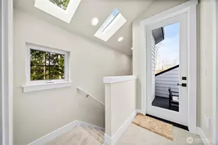 537 NW Juniper St, Issaquah, WA 98027 - Photo 36