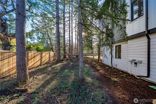 537 NW Juniper St, Issaquah, WA 98027 - Photo 4