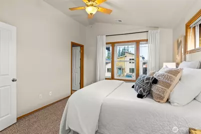 2008 Monroe Avenue, Everett, WA 98203 - Photo 18