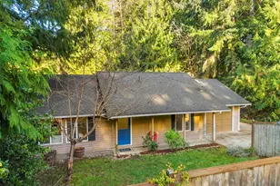 21930 Orca Dr NE, Poulsbo, WA 98370 - Photo 2