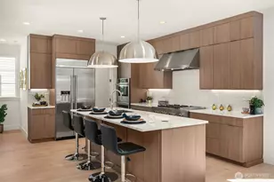 14889 Site 8 NE 2nd Ct, Bellevue, WA 98007 - Photo 6