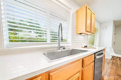 306 N 7th Avenue SW, Tumwater, WA 98512 - Photo 6