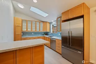 18045 3rd Ave NE, Shoreline, WA 98155 - Photo 8