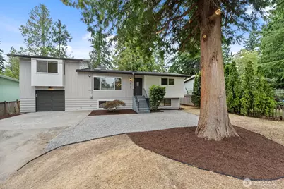 18045 3rd Ave NE, Shoreline, WA 98155 - Photo 2