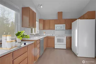 24005 72nd Ave E, Graham, WA 98338 - Photo 10