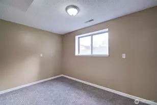 11002 147th St E, Puyallup, WA 98374 - Photo 26