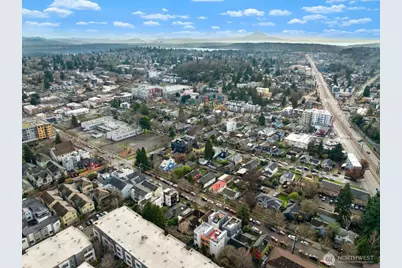 3226 S Edmunds Street, Seattle, WA 98118 - Photo 30