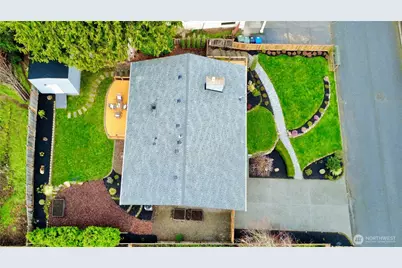 1629 171st Avenue NE, Bellevue, WA 98008 - Photo 2