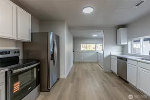 316 Bowlin Ave NE, Orting, WA 98360 - Photo 14