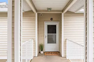 6129 Lindsay Dr SE, Auburn, WA 98092 - Photo 2