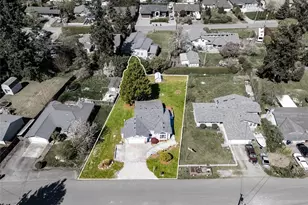 1869 Elhardt St, Camano Island, WA 98282 - Photo 34