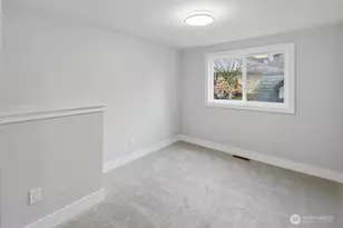 10704 NE 200th Pl, Bothell, WA 98011 - Photo 24